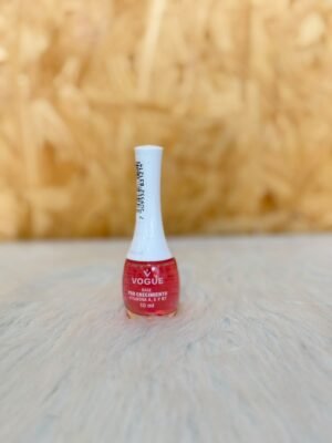 Esmalte Vogue tradicional base pro crecimiento Vitamina A,E y B7