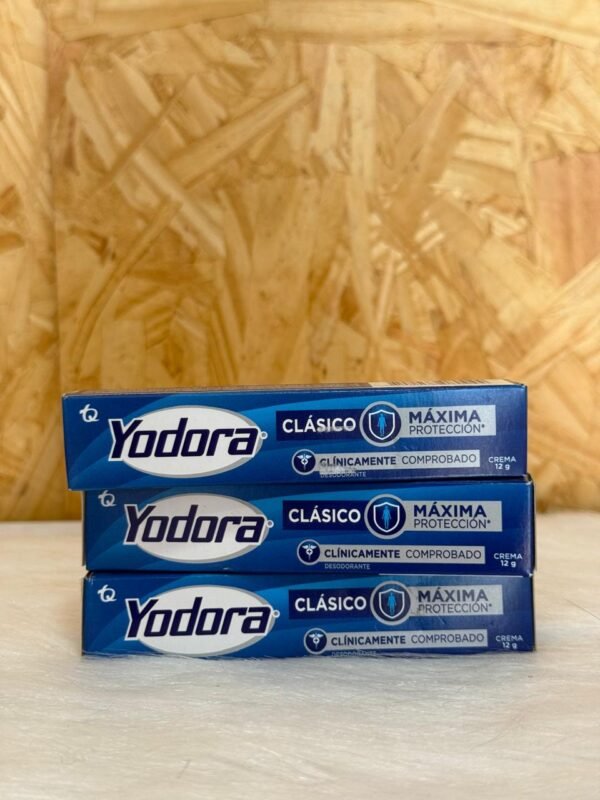 7702057080044 Crema Yodora clásica tubo · 12 g