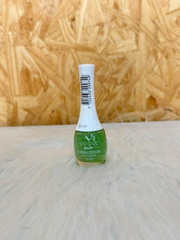 Esmalte Vogue tradicional base fortalecedora ajo y limón