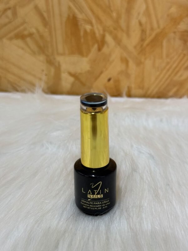 Esmalte latín nails semi pequeño 128 negro · 8 ml