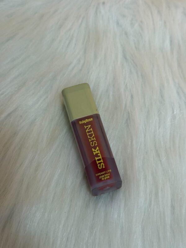 Lip gloss silk skin Ruby Rose