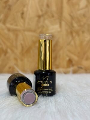 7707571980009 Esmalte semi pequeño B69 8 ml · Latín Nails