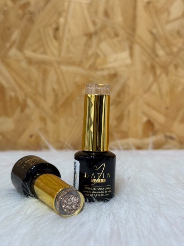 7707571984366 Esmalte semi pequeño F3530 8 ml · Latín Nails